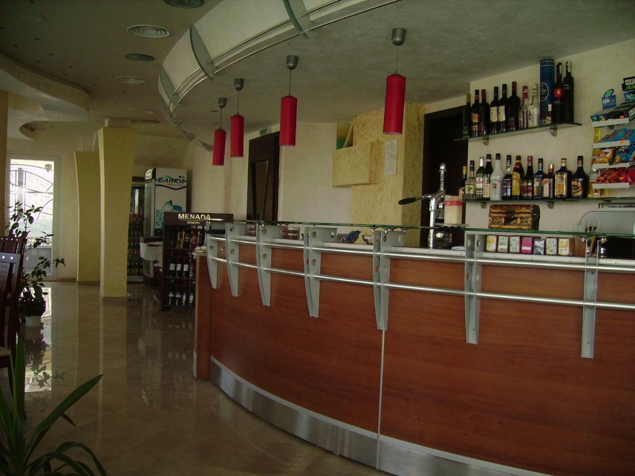 Fresh Family Hotel 라브다 외부 사진