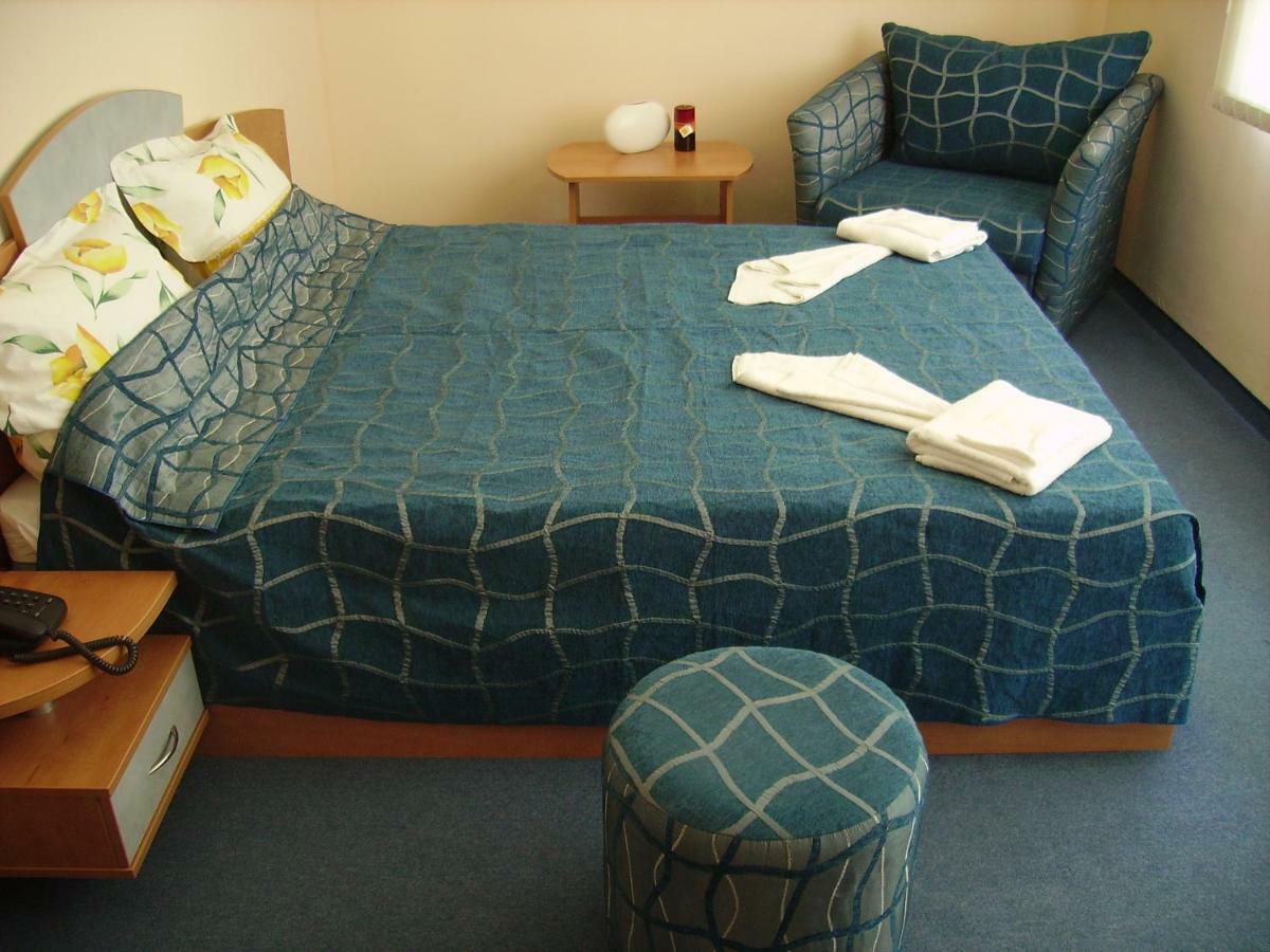 Fresh Family Hotel 라브다 외부 사진